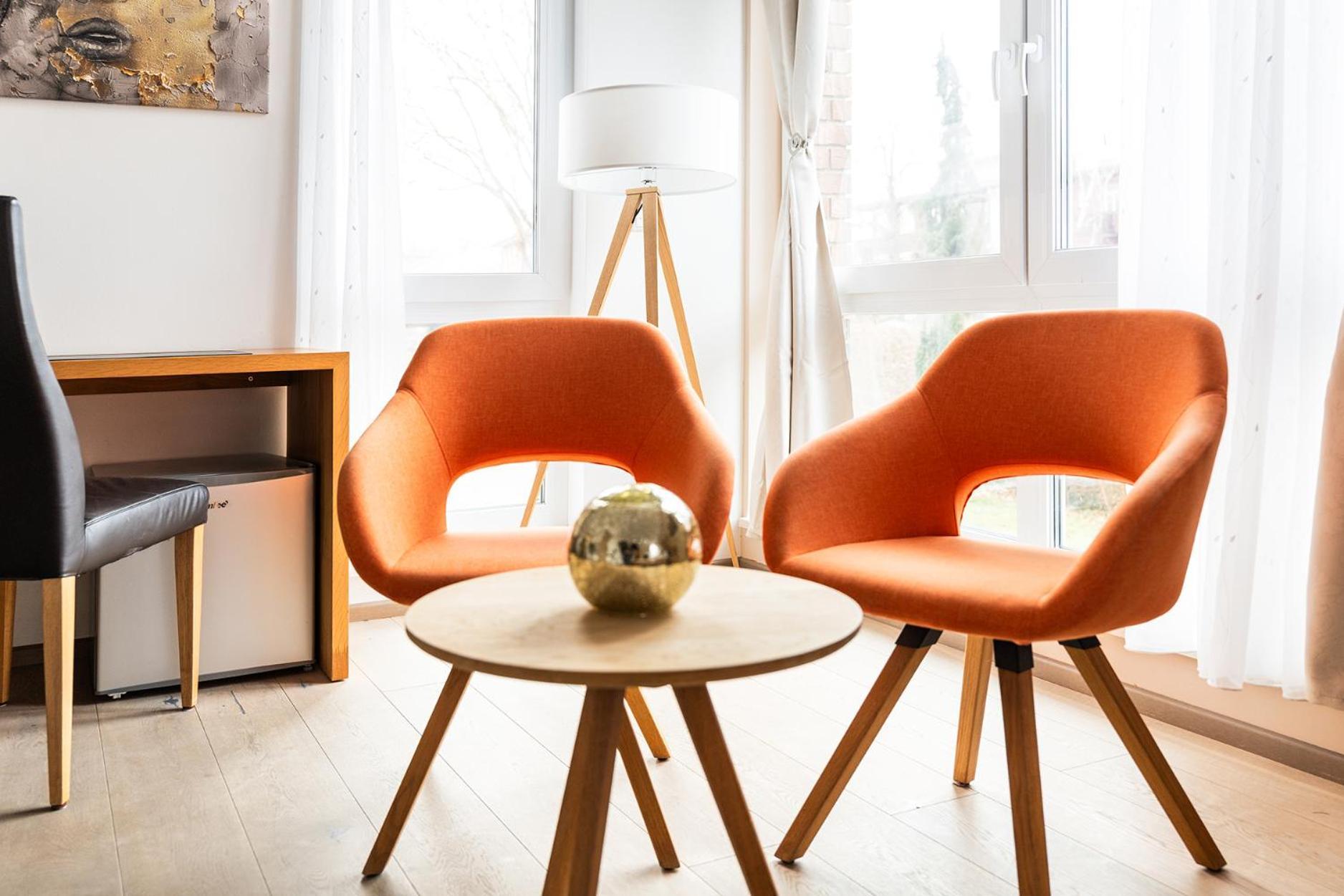 Hotel Vier Jahreszeiten An Der Therme & Kliniken Bad Krozingen Naehe Freiburg & Schwarzwald Ideal Fuer Wellness Kur & Business Ausfluege 24H Check In- Wlan & Parken Gratis Exterior foto